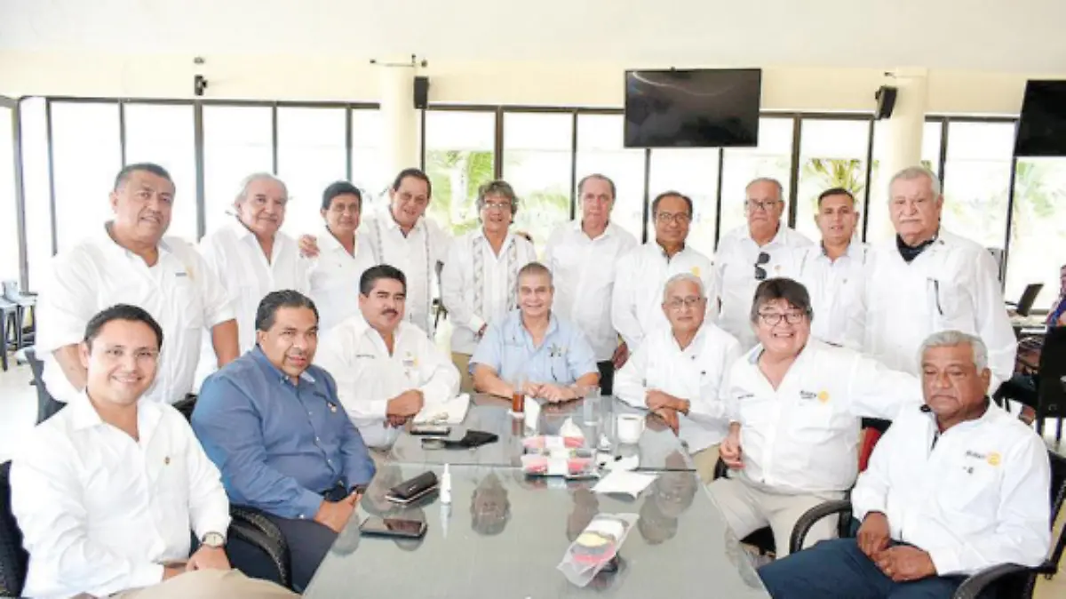 Club Rotario de ciudad Madero y su gobernador